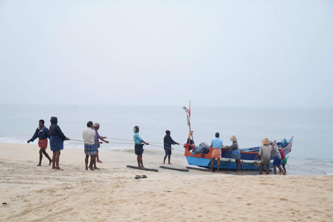 Marari Beach Bungalow Resort Alleppey มาราริคุลาม ภายนอก รูปภาพ