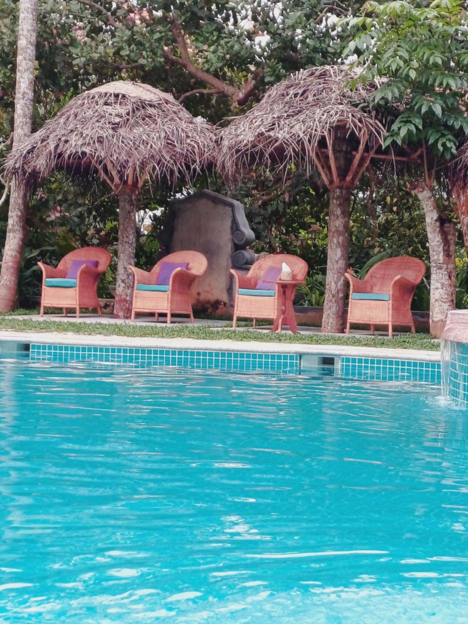 Marari Beach Bungalow Resort Alleppey มาราริคุลาม ภายนอก รูปภาพ